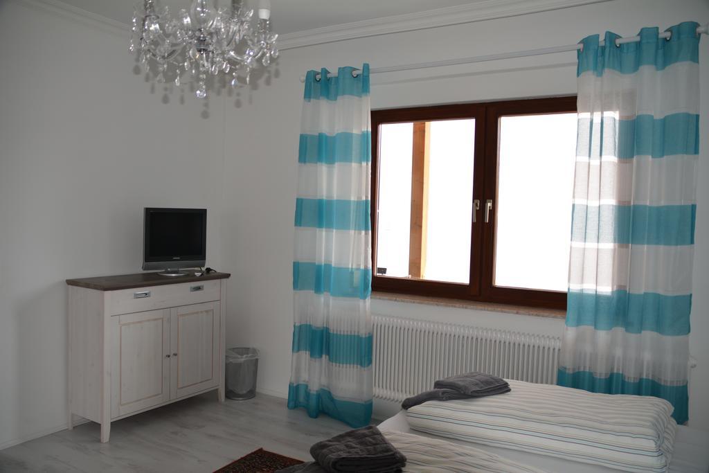 Haus 4 You Apartment Winden am See Exterior foto